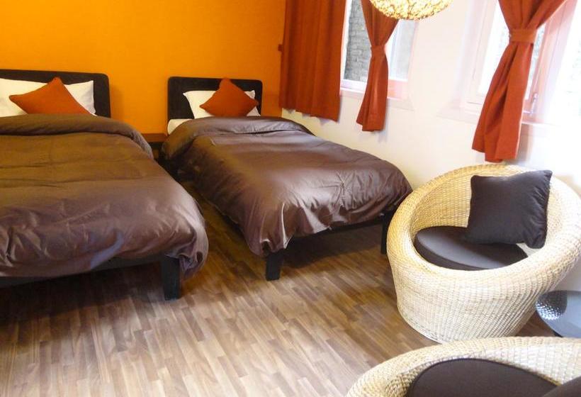 تختخواب و صبحانه Yado240