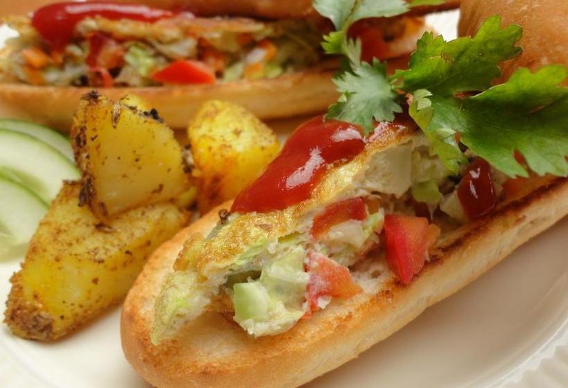 تختخواب و صبحانه Yado240