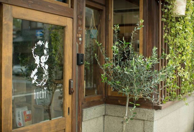 Guest House Hachi Hostel