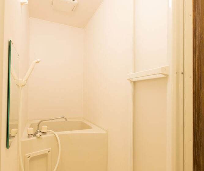 Guest House Hachi Hostel