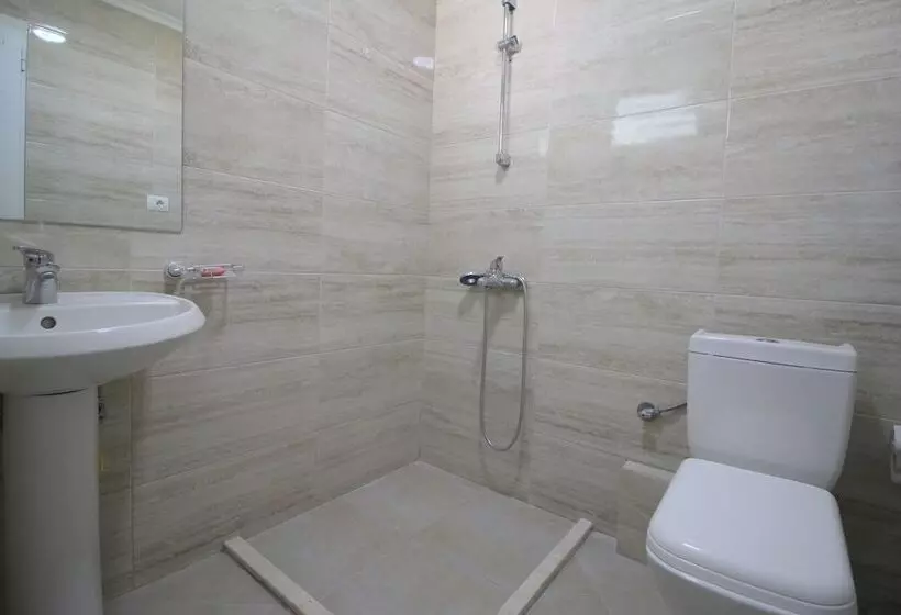 ホテル Andy Apartments