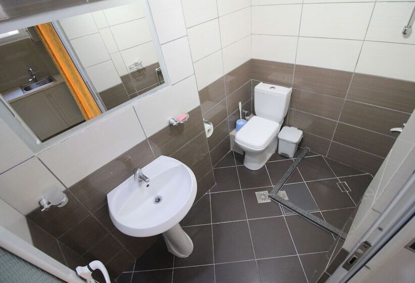 ホテル Andy Apartments