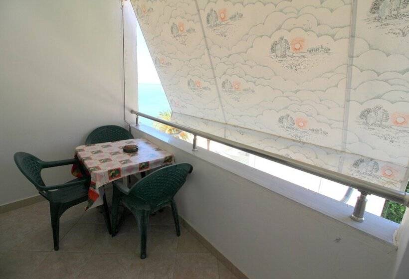 ホテル Andy Apartments