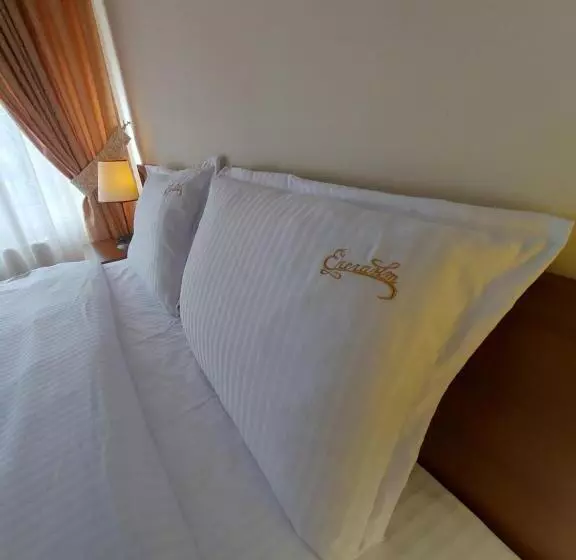 Hotel Elegant Complex