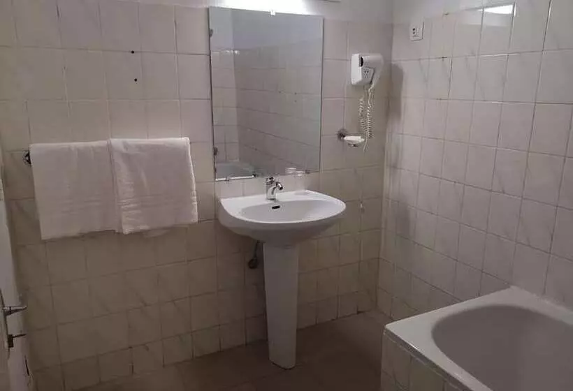 هتل La Chaumiere