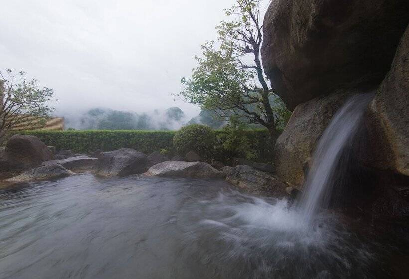 هتل Okuhita Onsen Umehibiki