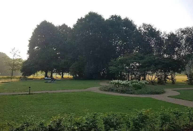 ホテル Schaluinenhoeve