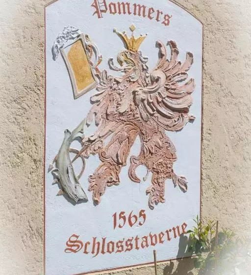 ホテル Schlosstaverne