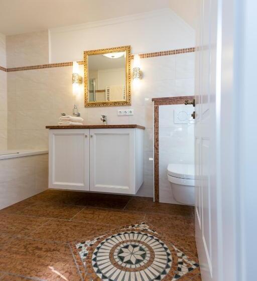 فندق Schlosstaverne