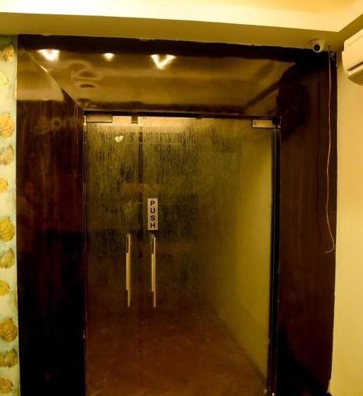 Hostel Charyana Solo Backpackers