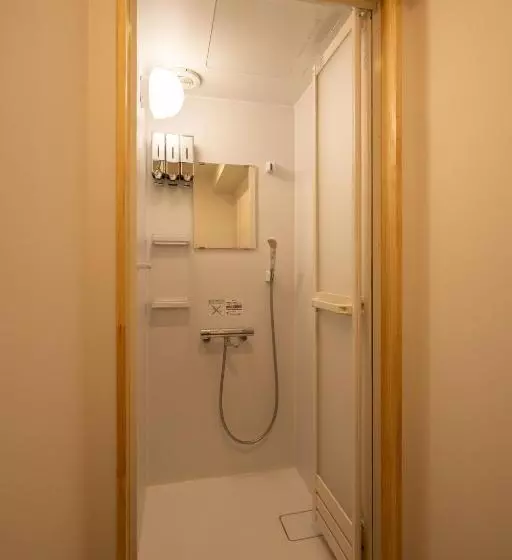 Retkeilymaja Fruor Tokoname