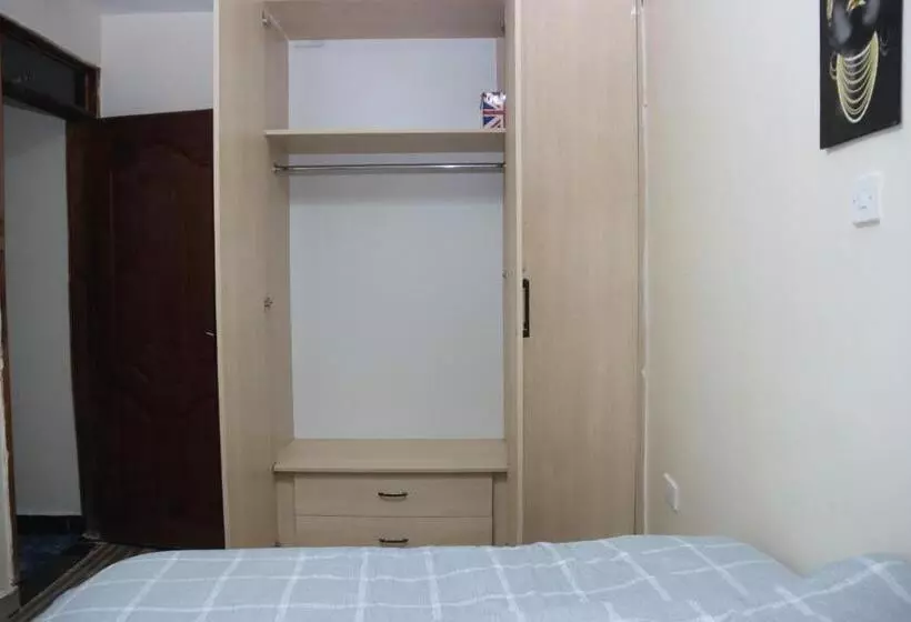 تختخواب و صبحانه Nikita Holiday Homes