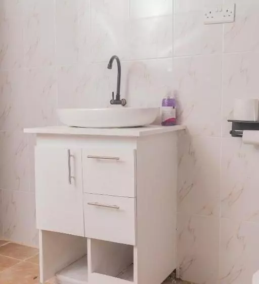 تختخواب و صبحانه Tulivu Homes Mwea 2