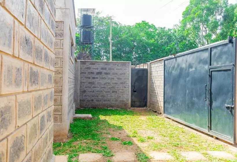 تختخواب و صبحانه Tulivu Homes Mwea 2