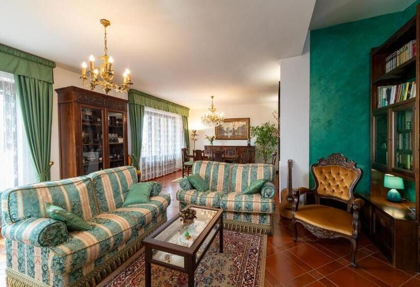 민박 Villa Rossella