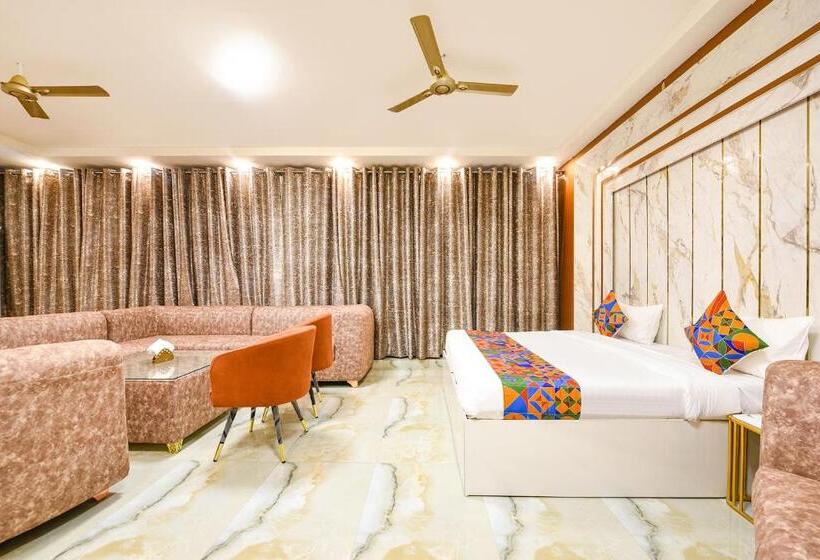 Fabhotel Royal S Paradise