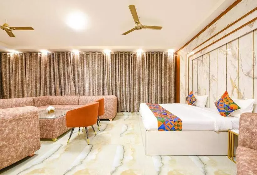 Fabhotel Royal S Paradise