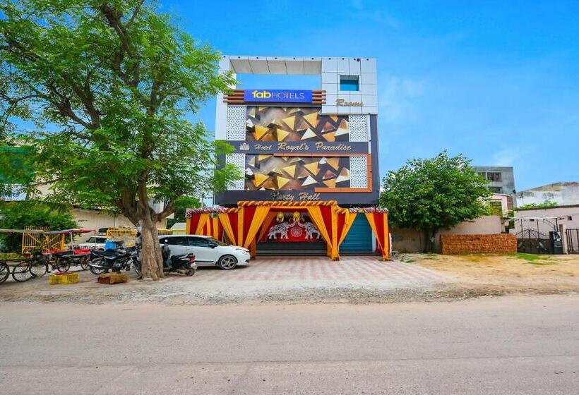Fabhotel Royal S Paradise