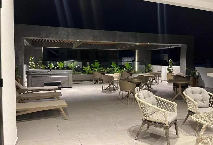 Hotelli Delamar