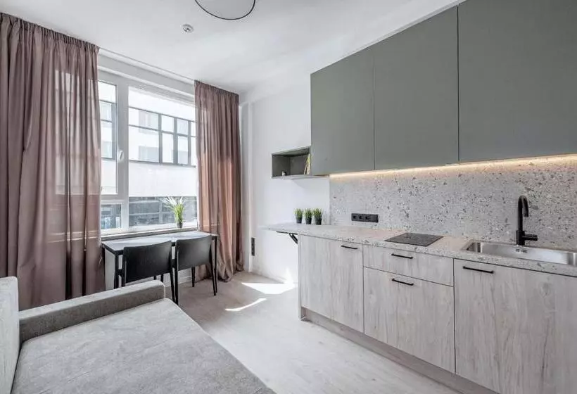 P One Apartments   Self Check In