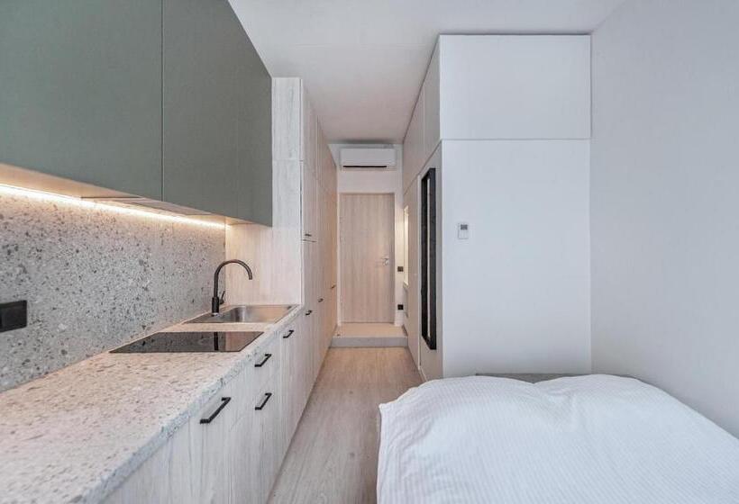 P One Apartments Self Check In