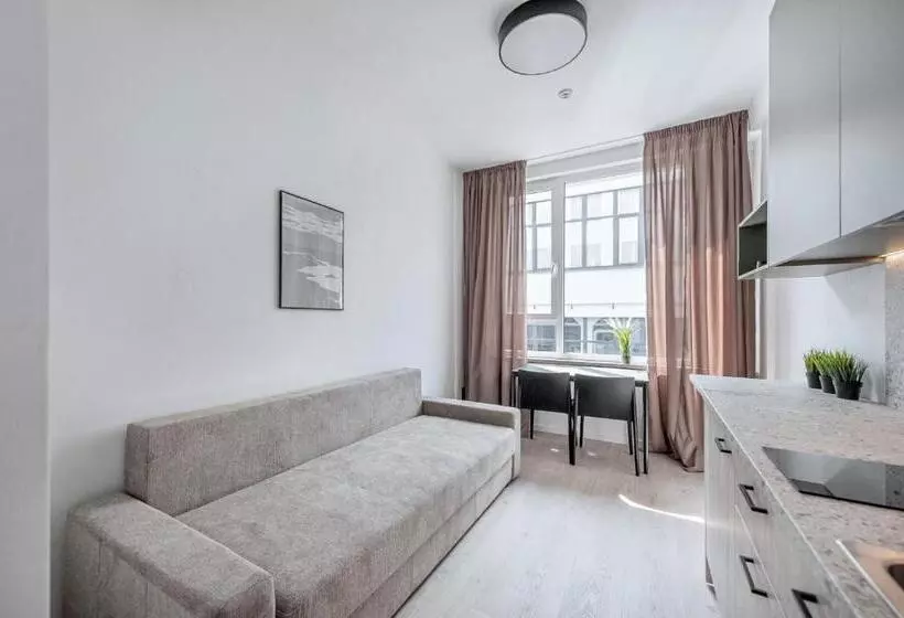 P One Apartments   Self Check In