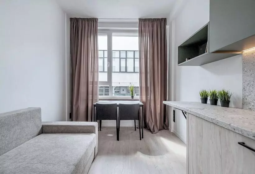 P One Apartments   Self Check In