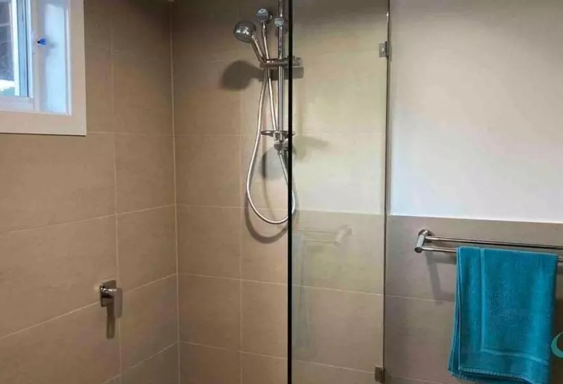 Majatalo Caves Cottage Guest Suite