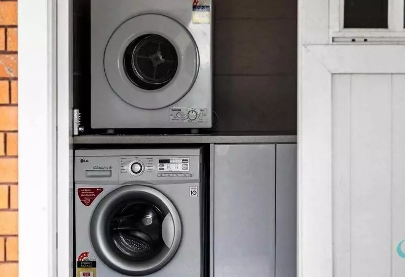 Majatalo Caves Cottage Guest Suite