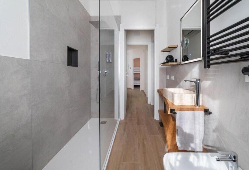 פנסיון Cristal Apartments