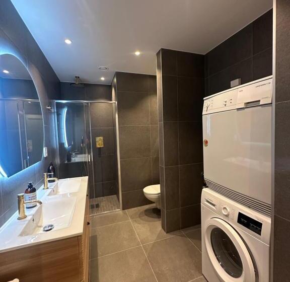 Pension The Station Central Apartments