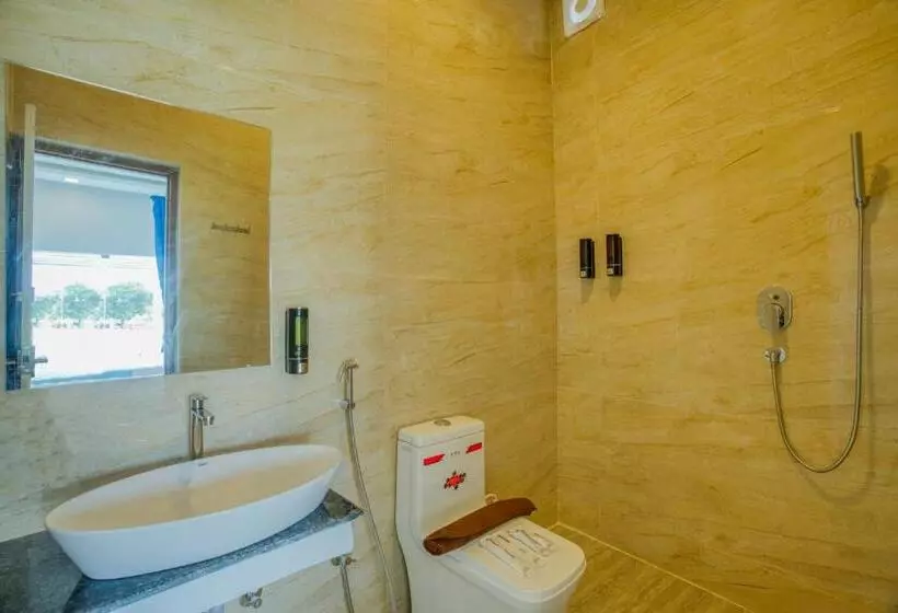 Seaborne Beach Resort