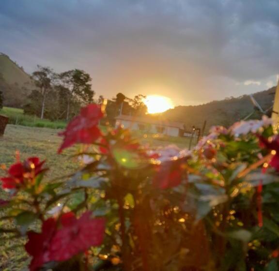 호스텔 Recanto Alto Da Serra