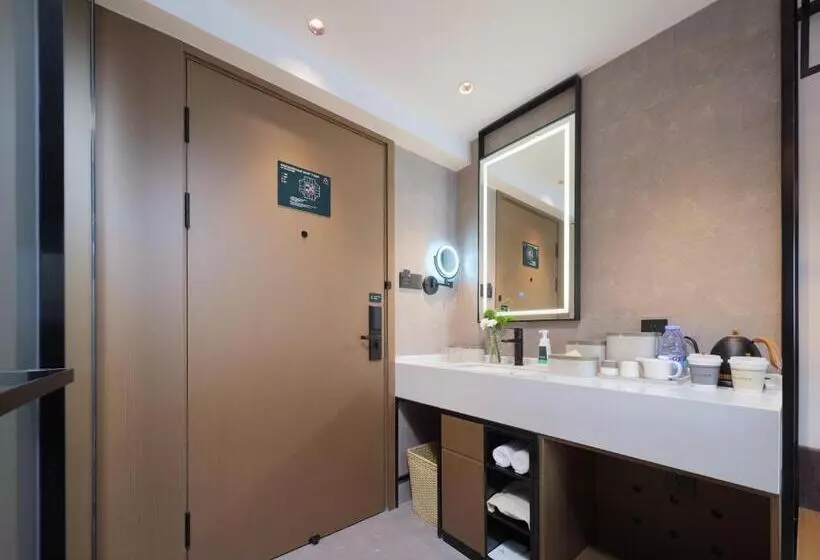 Atour Hotel Zhengzhou Erqi Plaza David City