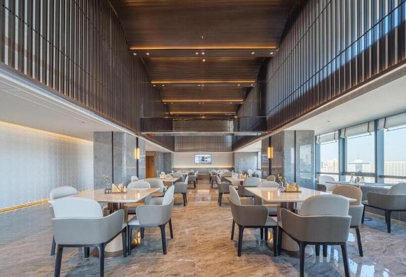 Atour Hotel Zhengzhou Erqi Plaza David City