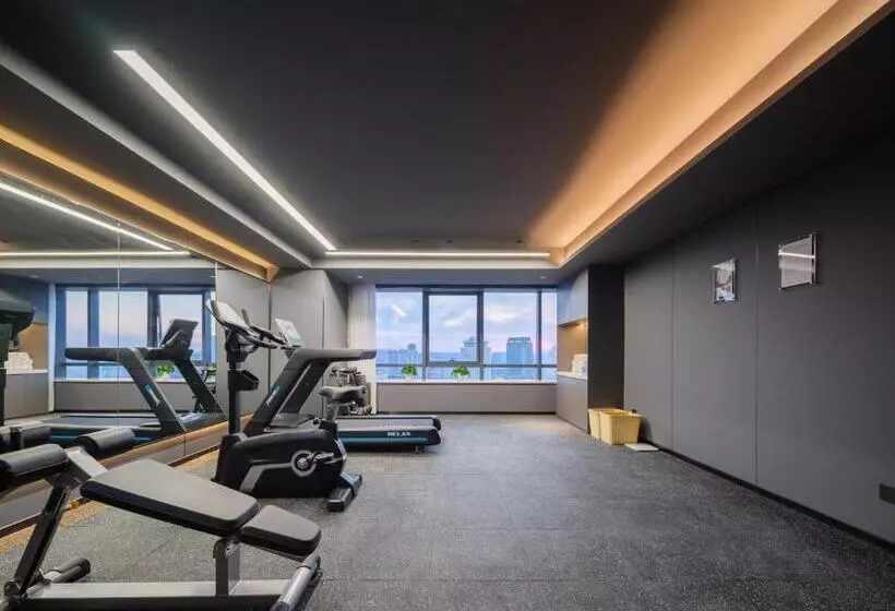 Atour Hotel Zhengzhou Erqi Plaza David City