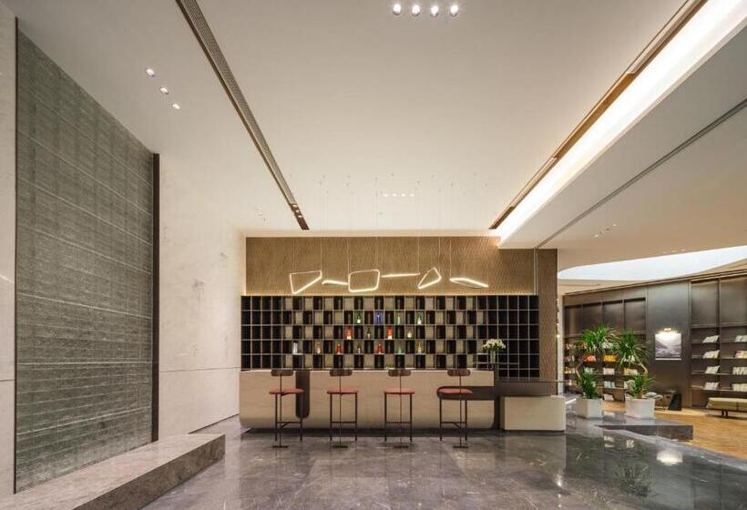 Atour Hotel Zhengzhou Erqi Plaza David City