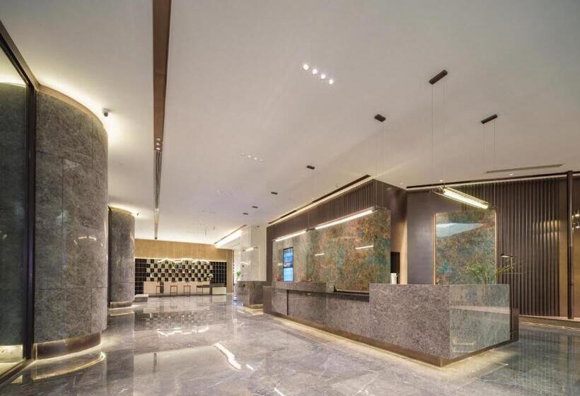 Atour Hotel Zhengzhou Erqi Plaza David City