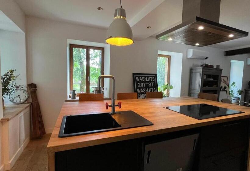 ベッドアンドブレックファースト La Boca Noche