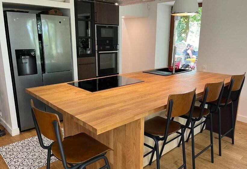 ベッドアンドブレックファースト La Boca Noche