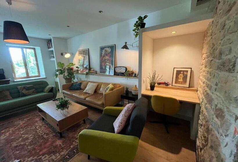 ベッドアンドブレックファースト La Boca Noche