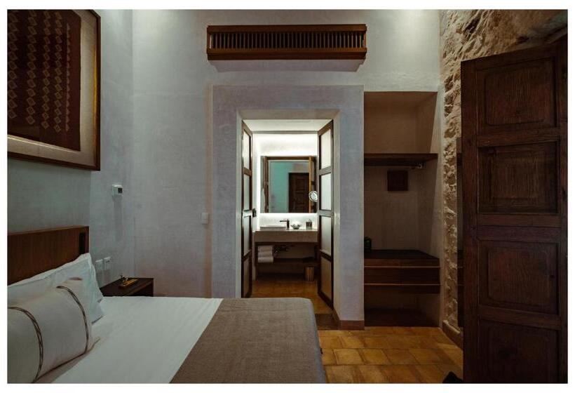 هتل La Gloria Mesón