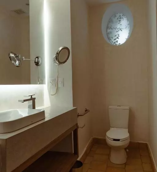 Hotelli La Gloria Mesón