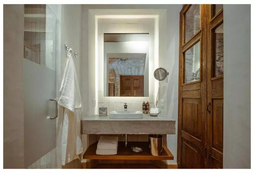 Hotelli La Gloria Mesón