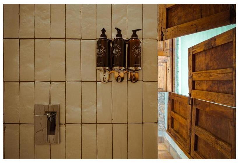 هتل La Gloria Mesón