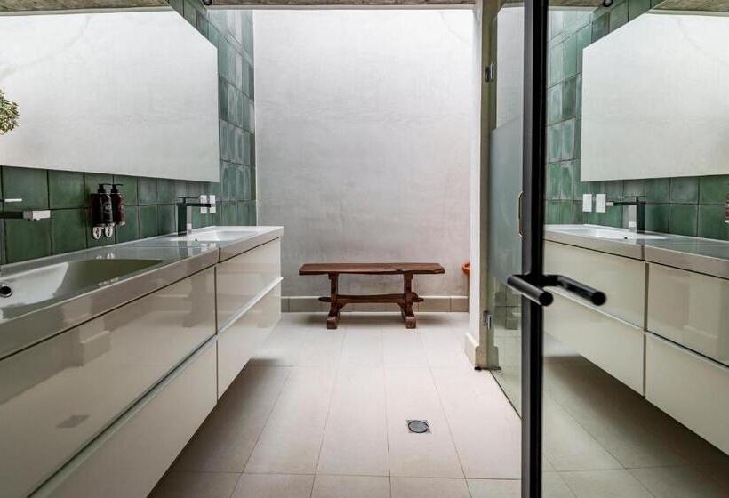 هتل La Gloria Mesón