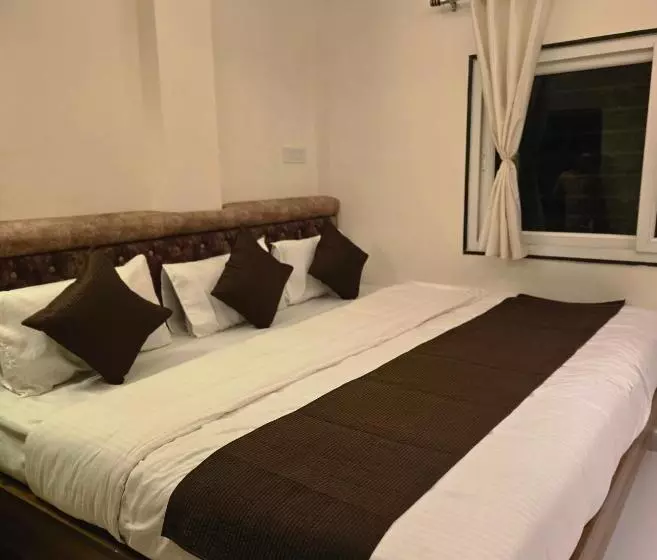 Hotel Saffron