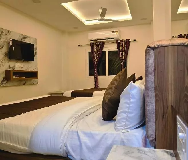 Hotel Saffron