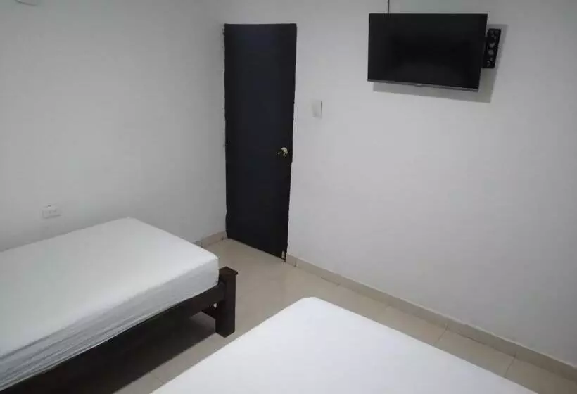پانسیون Hostal El Bigote