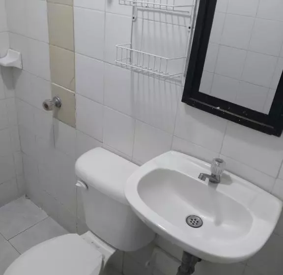 پانسیون Hostal El Bigote